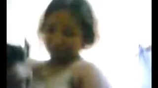 Skinn bionda ქერა impales pussy დიდი ყლე naughty კაცი